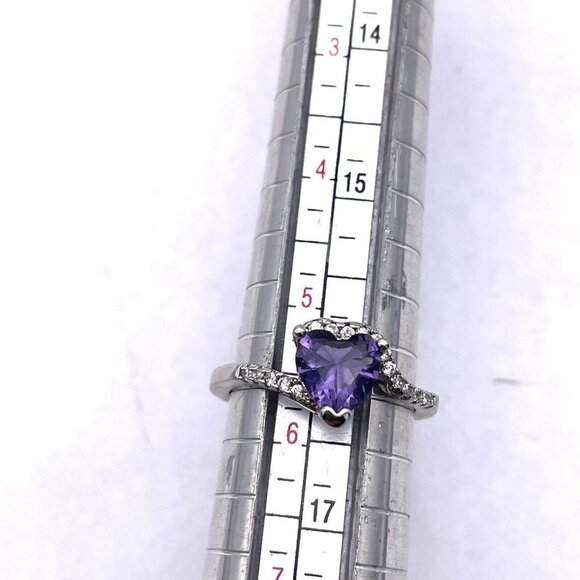 925 Sterling Silver Diamond Heart Ring Size 5.5 - Picture 6 of 6